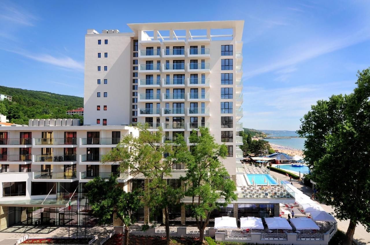 Отель Grifid Metropol Hotel - Premium All inclusive - Adults Only Золотые Пески